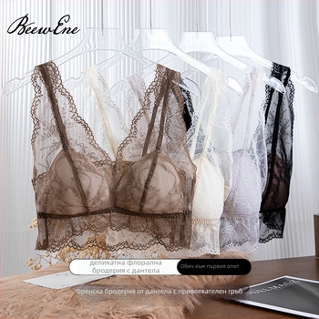 Нейлонов камизол с фиксирани чашки и дантела, с триъгълни чашки, прозрачен мрежест гръб, регулируеми презрамки