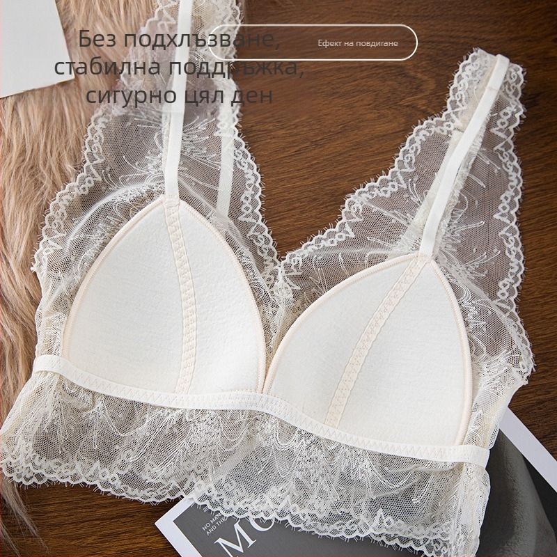 Нейлонов камизол с фиксирани чашки и дантела, с триъгълни чашки, прозрачен мрежест гръб, регулируеми презрамки