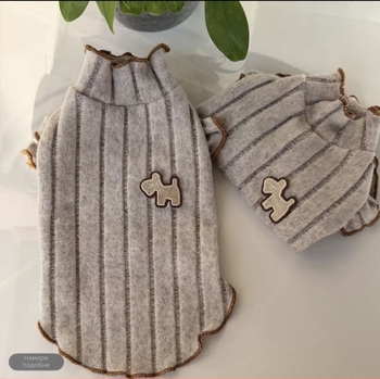 Облекло за домашни любимци: дантелена риза за кучета и котки, полиестер‑памук, стил карикатура, марка Heartwarming darling