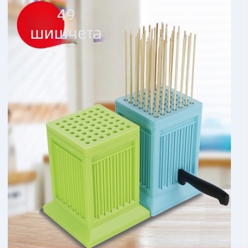 Барбекю вилица за шишчета — железен инструмент за нанизване на месо