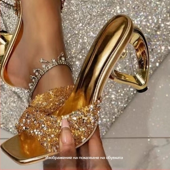 ABS/PC компонент за дамски обувки с ток – персонализиране, пробна серия, чертежи и отваряне на матрица