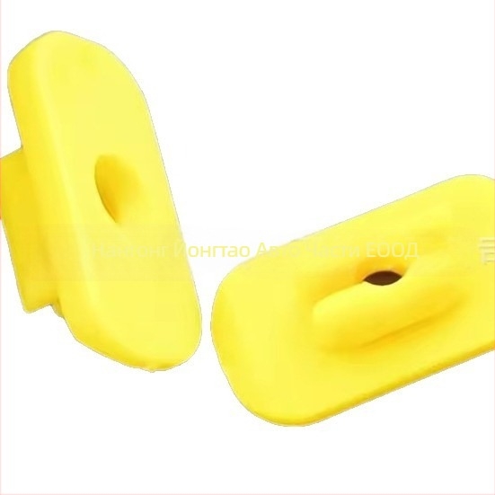 Клип за закрепване на облицовката на покрива за Tesla Model 3 / Model Y • Универсална съвместимост • Модел: 1106827-00-C / 110682700C • Материал: найлон • SKU HL2704