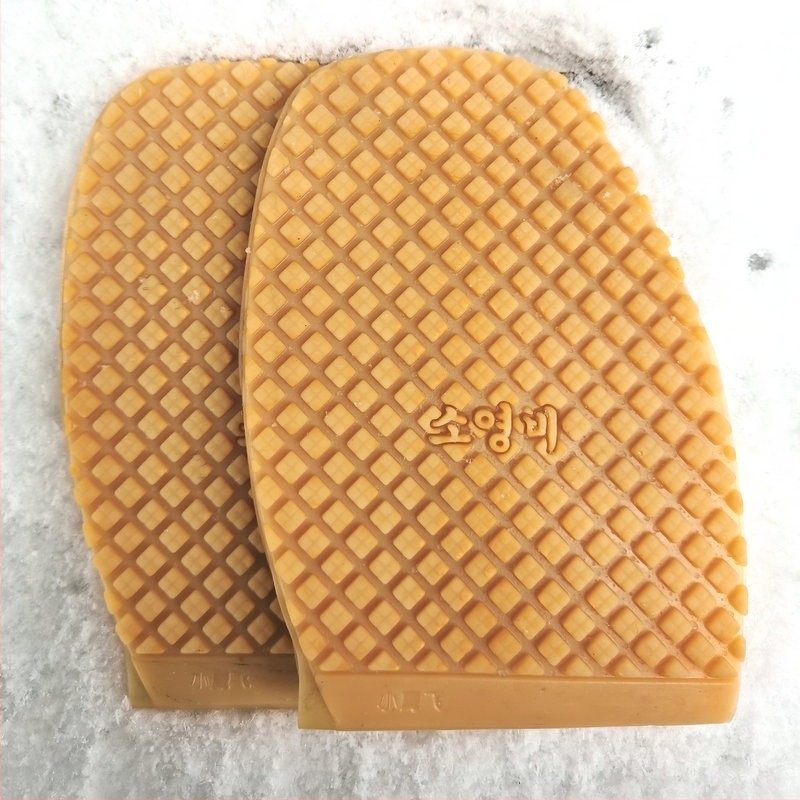 Подметка за обувки с утежнена дървена основа, противохлъзгаща за сняг и лед, антизамръзваща, износоустойчива и тихa