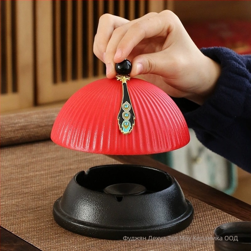 Керамичен пепелник с капак, ветроустойчив дизайн, голям капацитет, марка Taimo ceramics