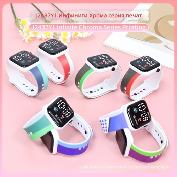 LED цифров часовник за спорт на открито и за ученици, квадратен пластмасов корпус, цифров дисплей, електронно движение, пластмасов ремък