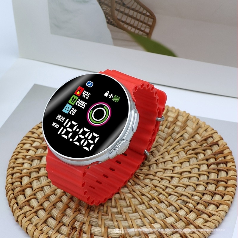 Електронен часовник за спорт на открито с квадратен циферблат: електроненMechanизъм, цифров дисплей, пластмасов корпус и пластмасова каишка