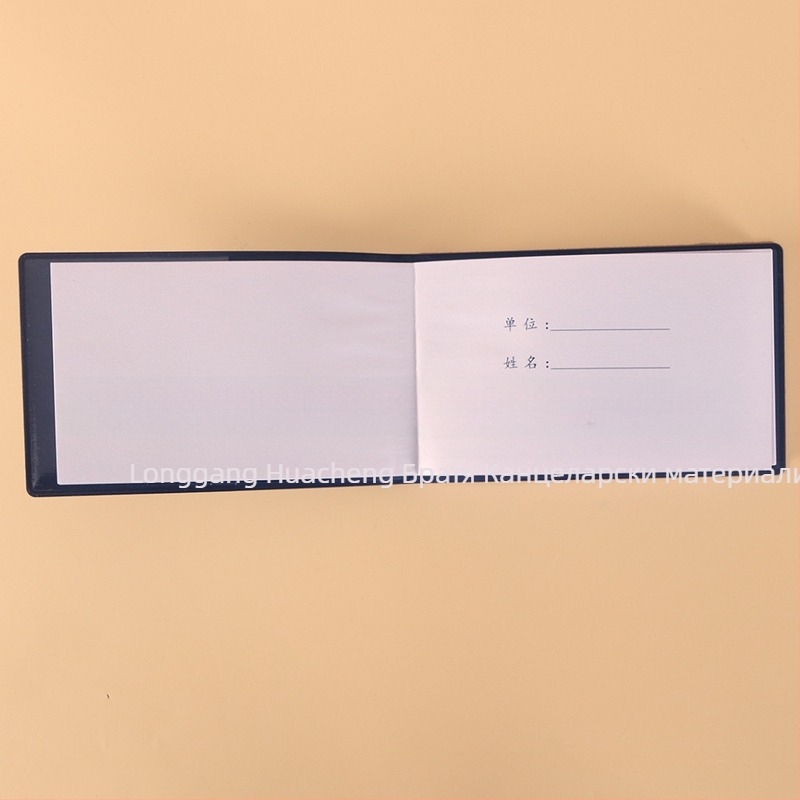 Компактен работен бележник с PU кожено покритие и тиснено лого; лепящо подвързване; 80 г офсетова хартия; удебелен вътрешен слой; възможност за печат на лого