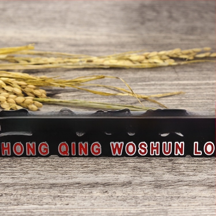 Автомобилен декоративен буквен знак, ABS пластмаса; Печат: Die casting, stamping, drawing, silk screen plating