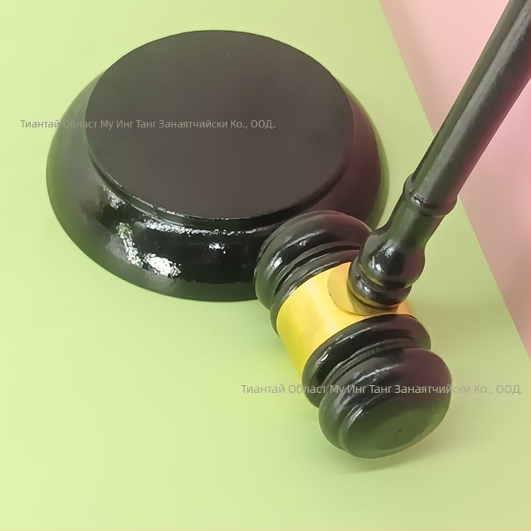 Съдебен чук от масивно дърво - лотосова дървесина, модерен минималистичен стил, декоративен експонат, тегло 0,26 кг