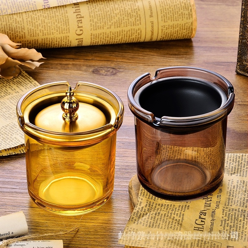 Пепелник с капак, форма на фуния, устойчив на вятър, стъклен, дебело стъкло, с възможност за персонализация