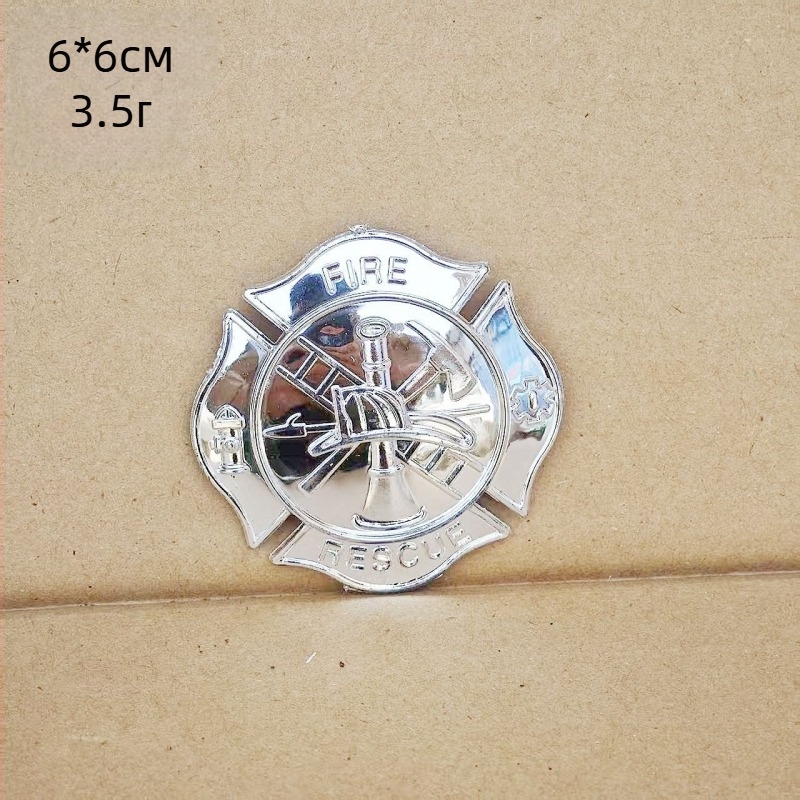 Свирка – пластмасов реквизит за аплодисменти, произведен чрез инжекционно формоване