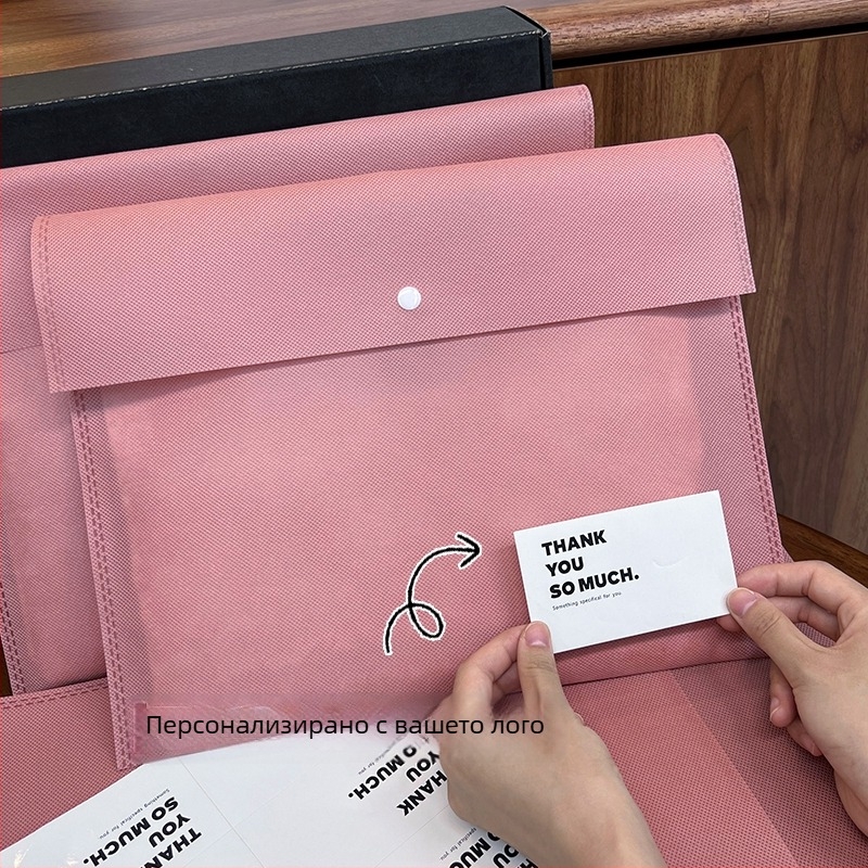 Нетъкан плик за облекло – вътрешна опаковка за магазин със лого и прахозащита (Артикул: F99HMJ5595H8T5; Произход: Китай; Износ: Не)