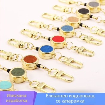 Cute Little метален калъф за карта с шнур за носене и разтегателен държач – креативен стил за идентификационни карти