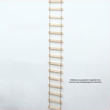 Дървена котешка катерушка със стълба от въже, гнездо, драскалка и мост