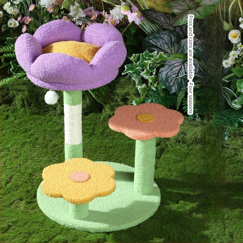 Dreams come true Дървена котешка катерушка с топло гнездо, платформа за скачане и интегрирана колона за драскане