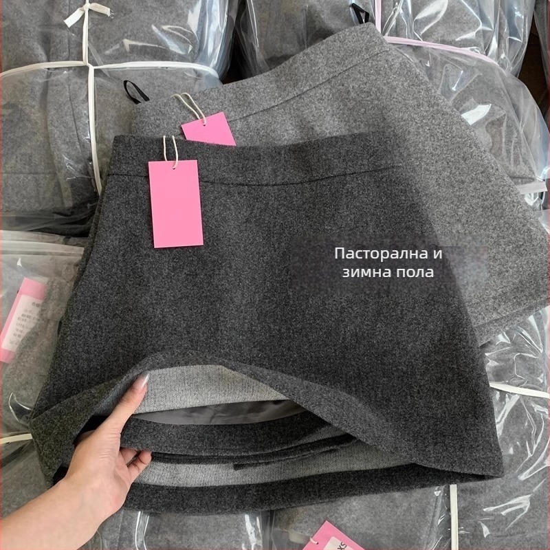 A-образна пола от полиестер, 70–80% полиестер, микроеластичност и колажно шиене