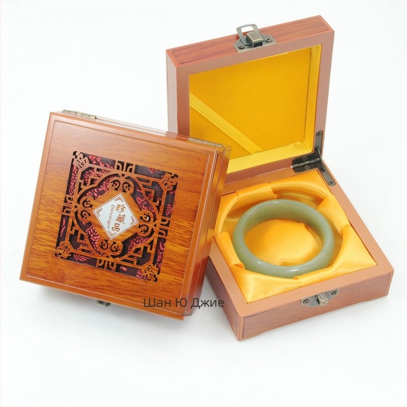 Дървена кутия за гривни и колиета — луксозна витринна кутия за бижута от Aolan Jewelry