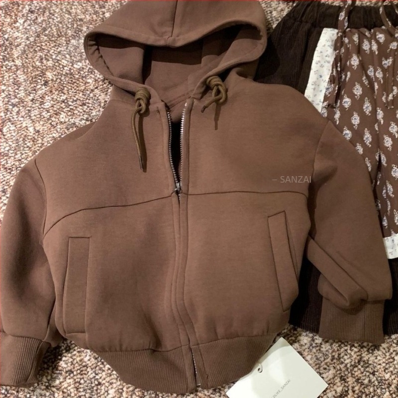 Детски комплект от две части: памучен топ и пола от вельор за пролетно-есенен свободен стил