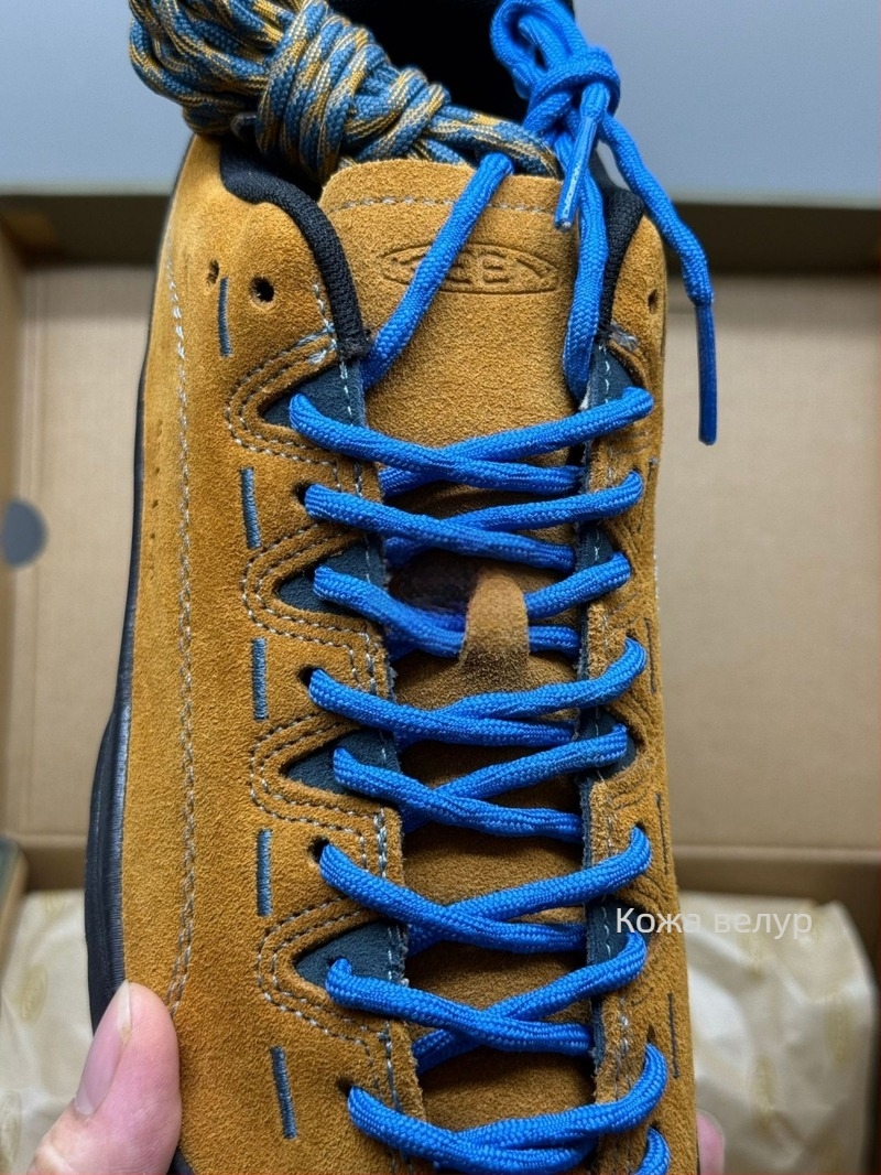 Хайкинг обувки със замшев горен материал, вулканизирана гумена подметка, унисекс, нисък връх, остър нос