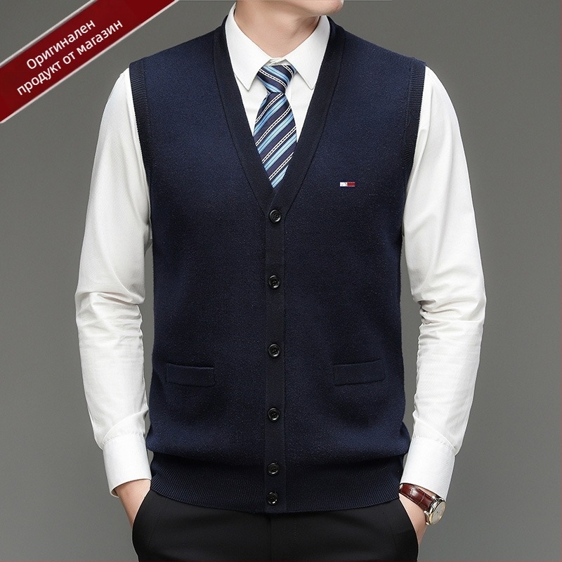 Мъжки кардиган от 100% вълна, V-образно деколте, без яка, едноредово закопчаване