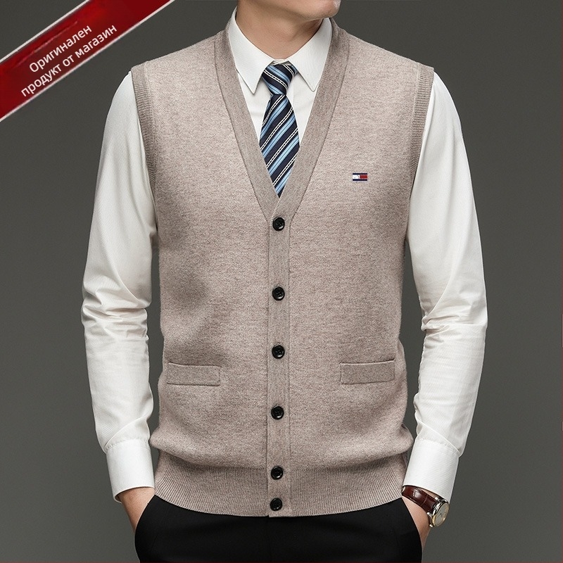 Мъжки кардиган от 100% вълна, V-образно деколте, без яка, едноредово закопчаване