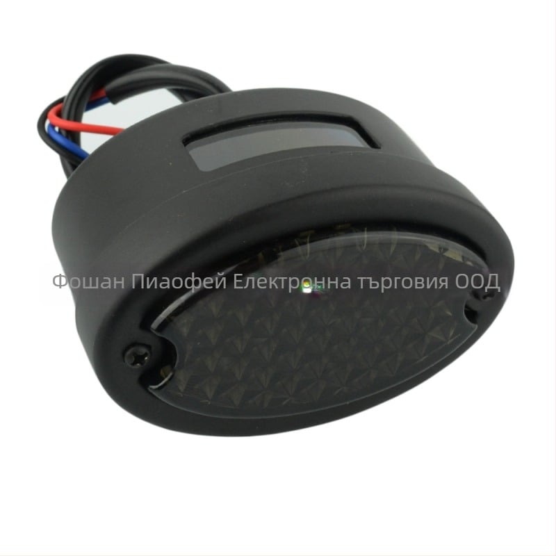 LED задно светло за електрически превозни средства, универсално овално, 12V, спирачково и предупредително осветление, марка Flying