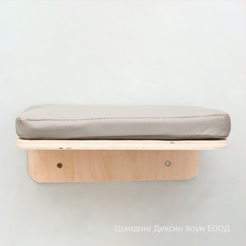 Aventurine Стенна дървена котешка катерачна конструкция с платформа за скачане, изкачваща колона, компактна форма и вградена лежанка и дъска за драскане