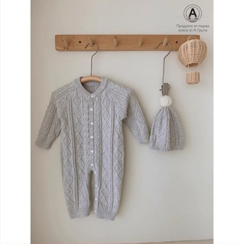 Бебешки плетен гащеризон - Corduroy плат; Козина от заек 95%+; Подходящ за новородени (0–1 г); Пролет 2025 пускане; Стил: Leisure