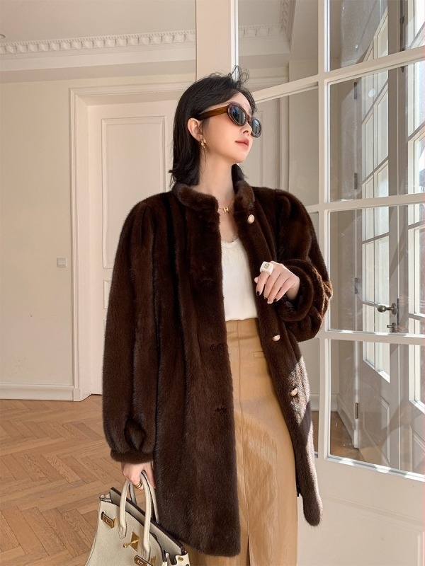 Дамско палто от изкуствена козина, средна дължина, яка-стойка, дълги ръкави, зима 2024