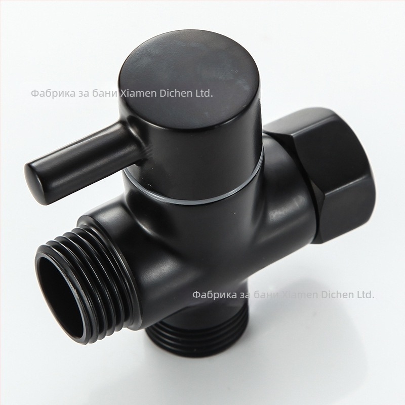 Три-портов меден водоразпределител за душ: 1 вход/2 изхода, резбова връзка, електроплатинг, 0.8–1.2 MPa, 0–90°C