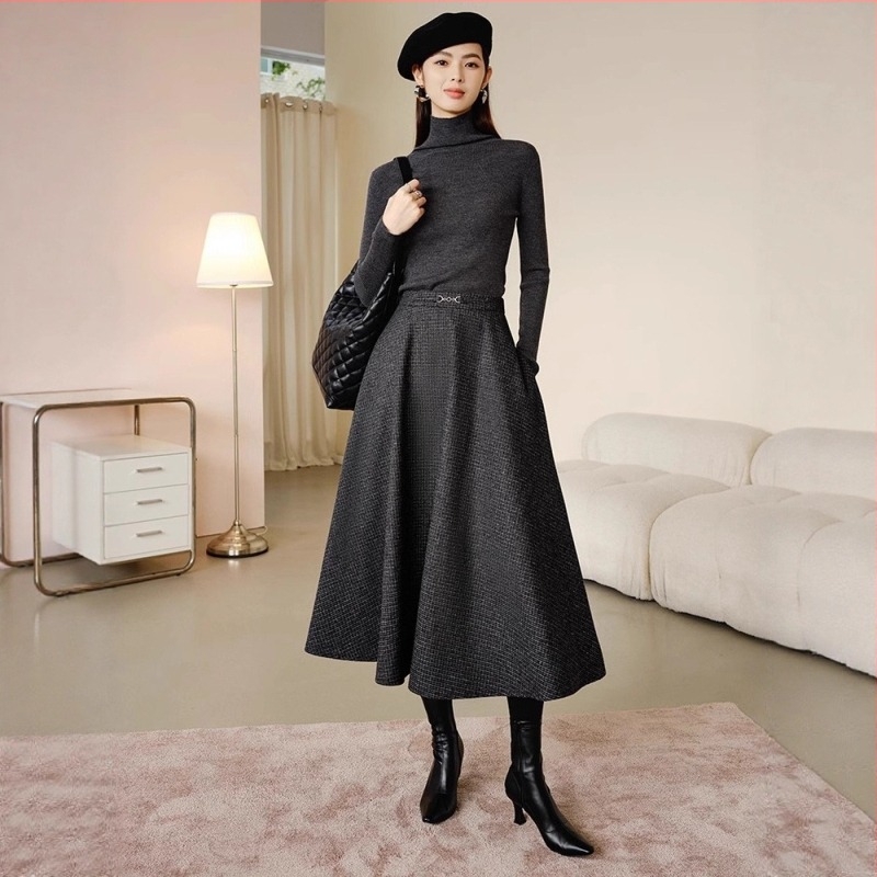 A-линия пола от тъкана вълнена материя, марка Enchanting Beauty, съдържание на основната тъкан <30%, без еластичност