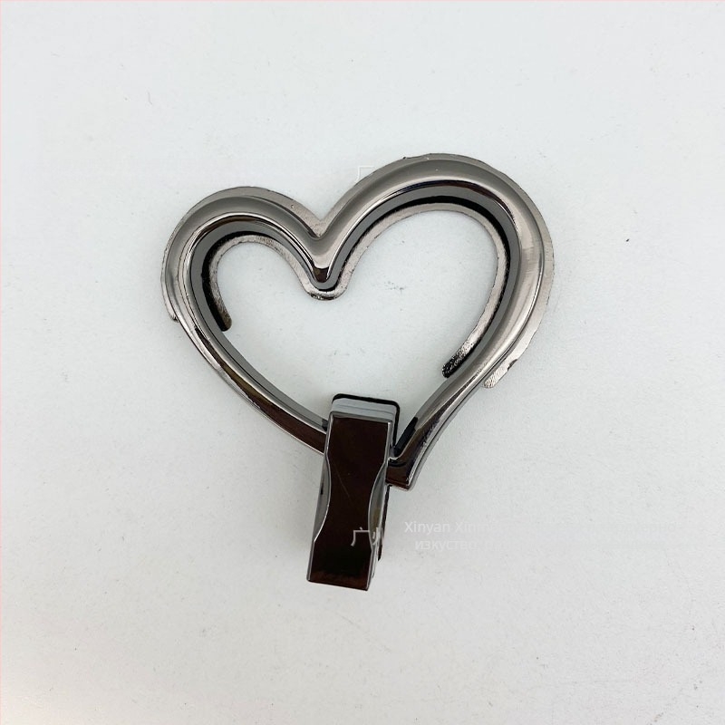 Сърцевидно завъртащо заключване за чанти - модел 659, цинкова сплав, марка New Beauty