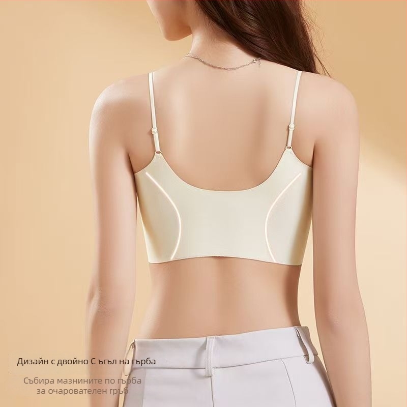 Сутиен за спорт с лифт функция и фиксирани двойни презрамки, чашка 3/4, средно оформена, материя Nylon/Polyamide; подплата Spandex 70–80%