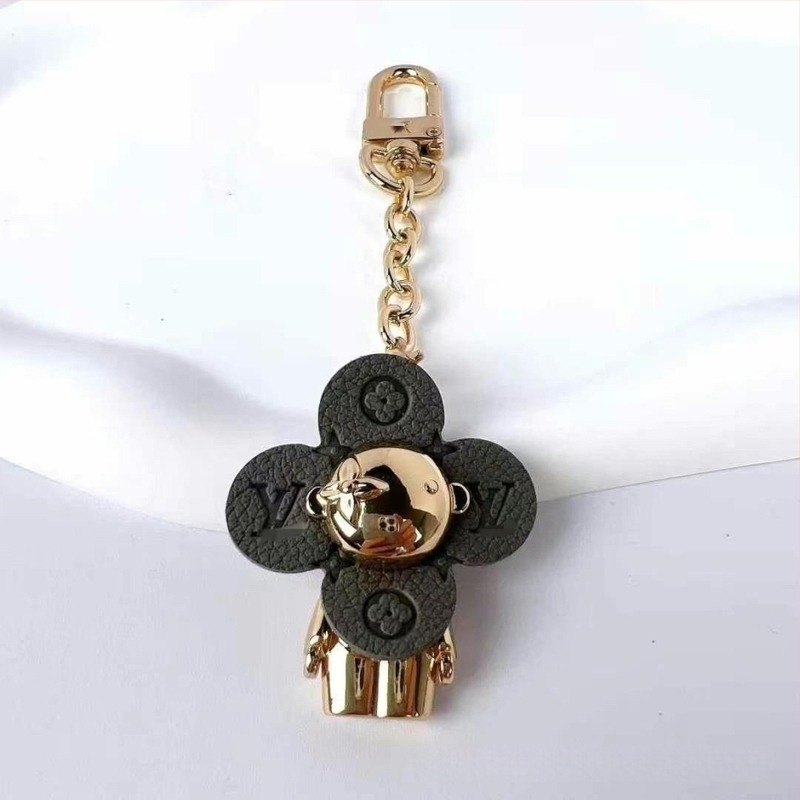 Сплавна висулка за раница с четирилистна детелина и ключодържател — метален талисман за чанти