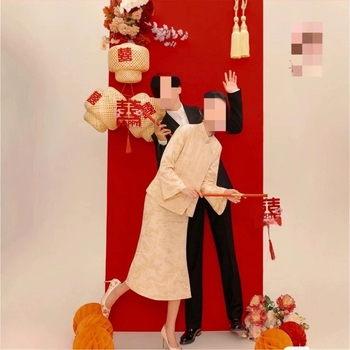 Бамбуков фенер за сватбена фотосесия в китайски стил със символ Двойно щастие