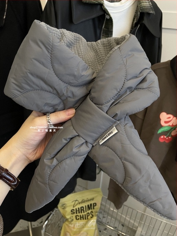 Дамски шал от warp-knit полиестер с имитационна яка за зимата, 2023 г.