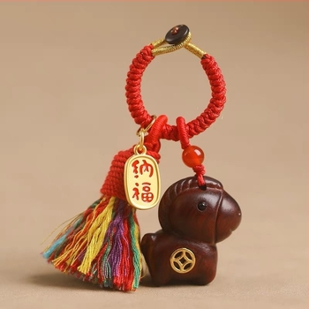 Автомобилен ключодържател от махагоново дърво със минималистичен стил — марка Yiming Xianyuan; модел Yiming Xianyuan - New Era Craft System; материал: дърво