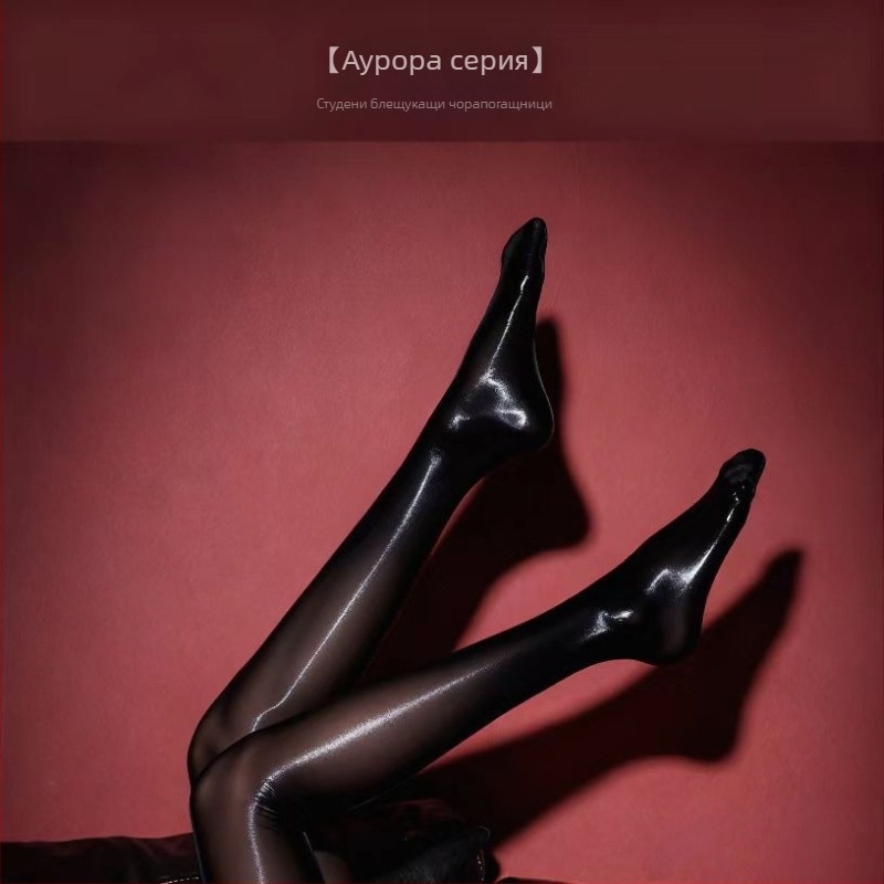 Колготки: найлон, 8D denier, ултра тънки, повдигат задните части и оформят силуета, едноцветни