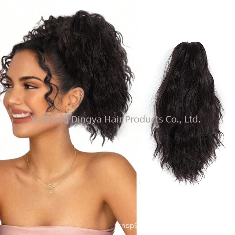 Понитайл екстеншън с голям клип, къдрава висока опашка, термоустойчиво синтетично влакно; може да се боядисва и да се къдри.