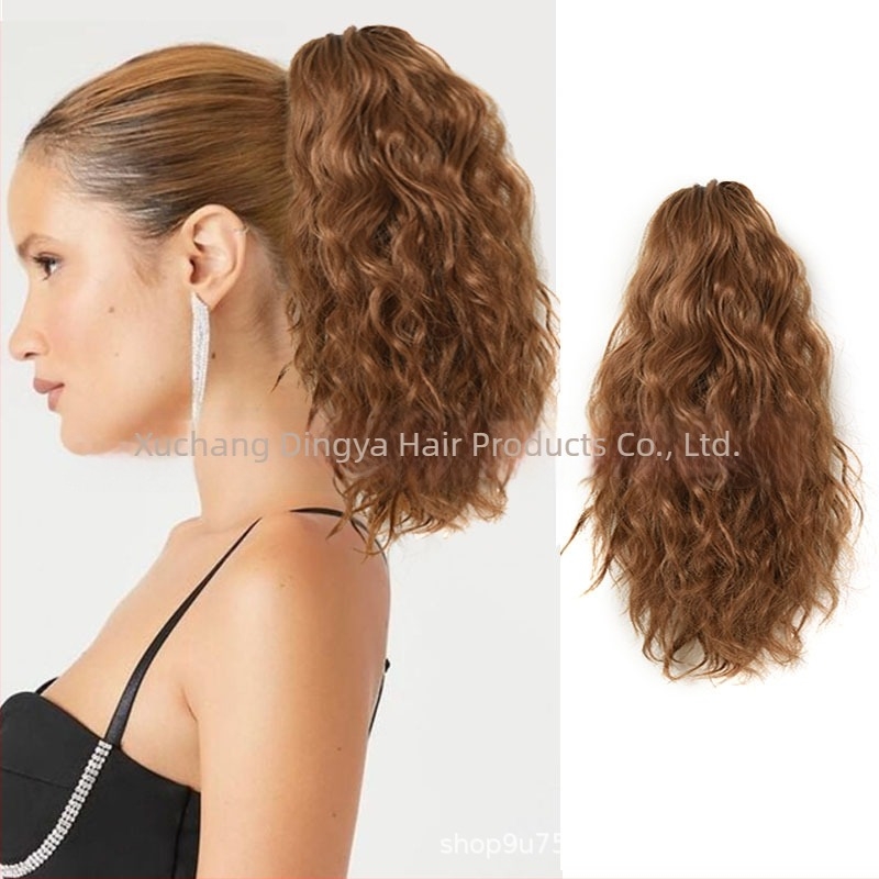 Понитайл екстеншън с голям клип, къдрава висока опашка, термоустойчиво синтетично влакно; може да се боядисва и да се къдри.