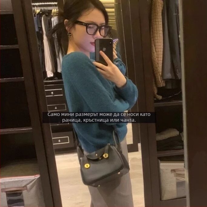 Мини Линди докторска чанта от естествена кожа | двуслойна телешка кожа, подплата от телешка кожа, отваряне с цип и катарама, вътрешен джоб с цип