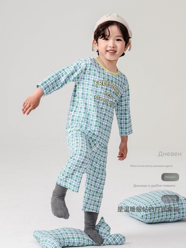 Детски пижамен комплект Yassel, вискоза-спандекс, кръгла яка, ¾ ръкави, карикатурен принт, влагоотвеждащ