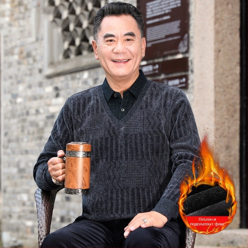 Мъжки chenille трикотажен пуловер с висока яка, флисово подплатен, удебелен, дълги ръкави, 85% полиестер.