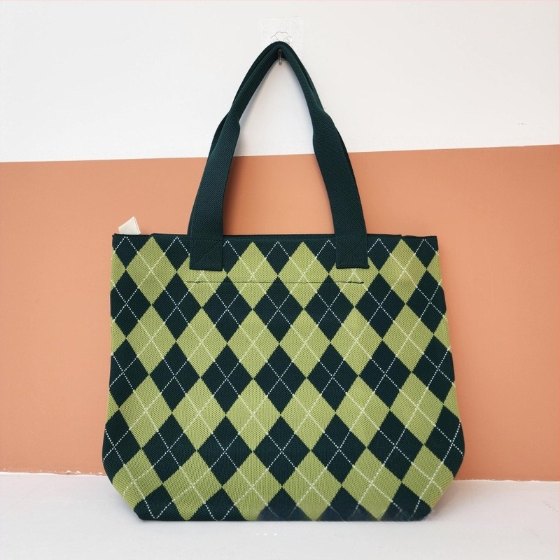 Чанта-кофа ZX — градски стил, полиестер, вертикална квадратна форма, затваряне с връзка, вътрешен джоб за телефон