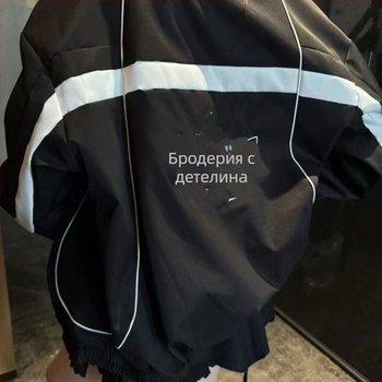 Жакет с oversized силует в бейзболен стил, панелни вложки и усилена изработка, модерен спортно-ежедневен дизайн за жени