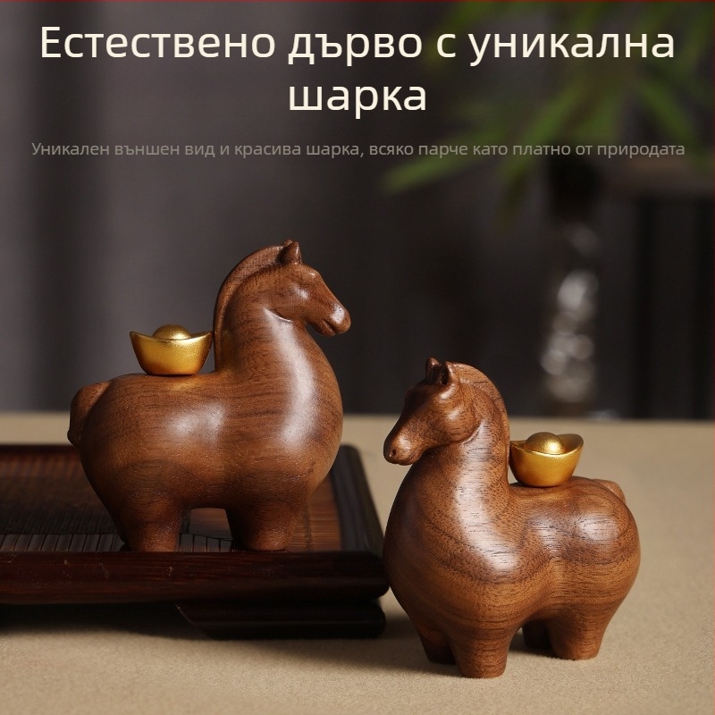 Дървен кон с медно покритие — настолно декоративно изделие за хол и телевизорна масичка, модерен домашен декор, подходящ подарък за нов дом