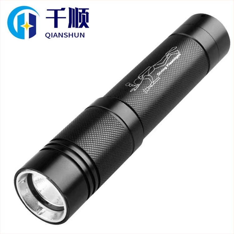 LED фенерче за подводно и надводно ползване, презареждащ се, ярък, дълъг обсег, водоустойчив до 100 м, алуминиева сплав