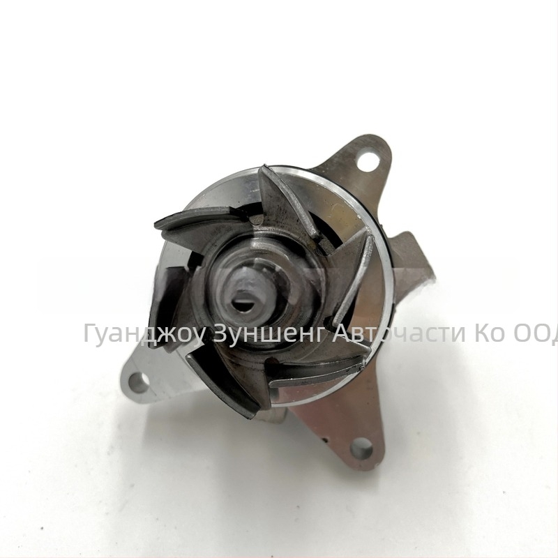 Помпа за охлаждане на двигателя за Land Rover Discovery, Range Rover Evoque и Range Rover Sport LR081578