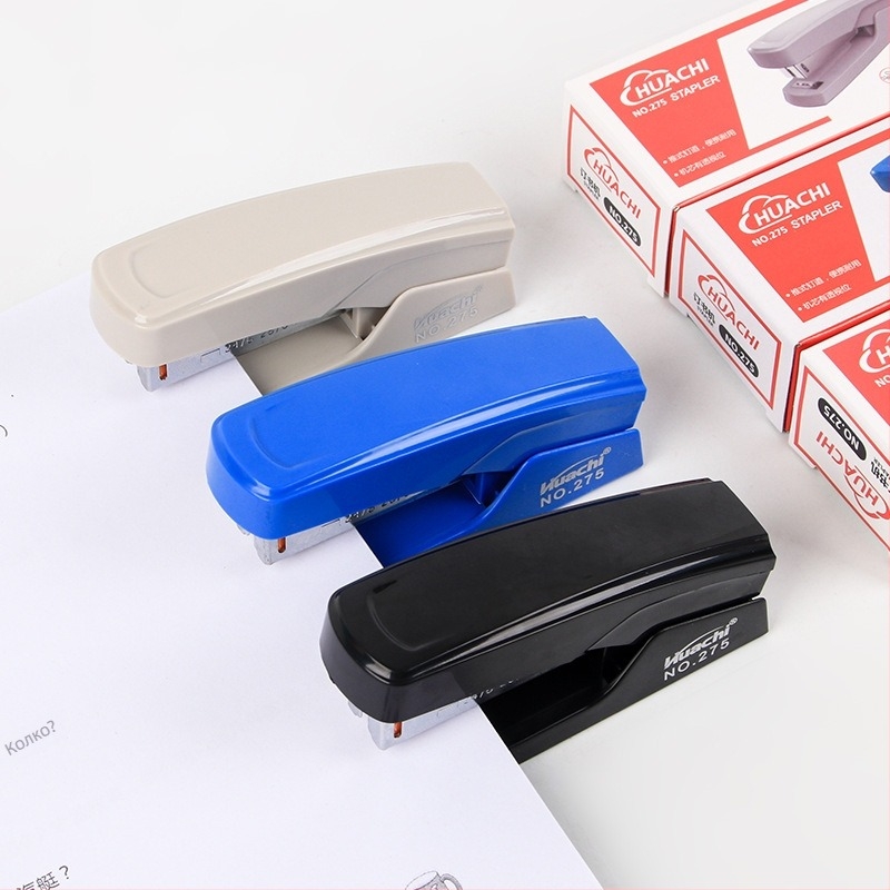 Цветен stapler 24/6 и 26/6, среден размер — мултифункционален, улеснява работа