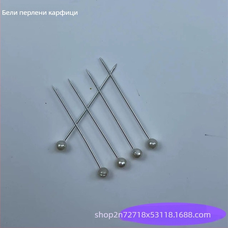 Бели игли с перлена глава за позициониране на облекло и триизмерно кройване